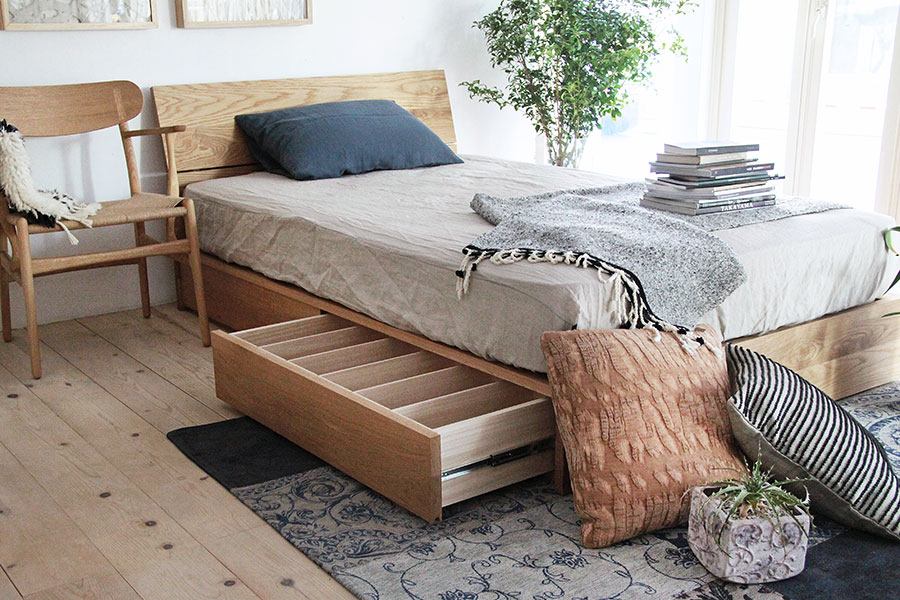 無垢ベッドフレーム