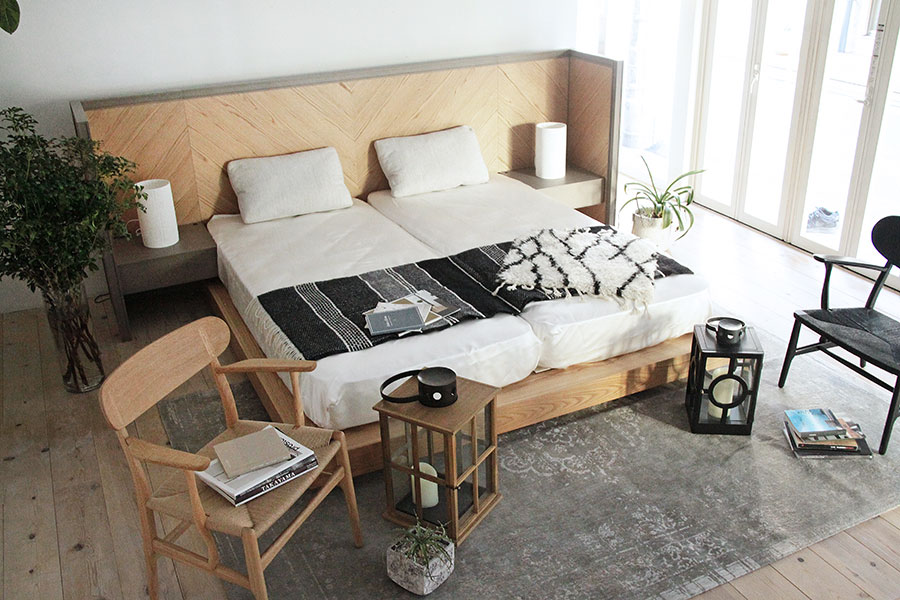 無垢ベッドフレーム