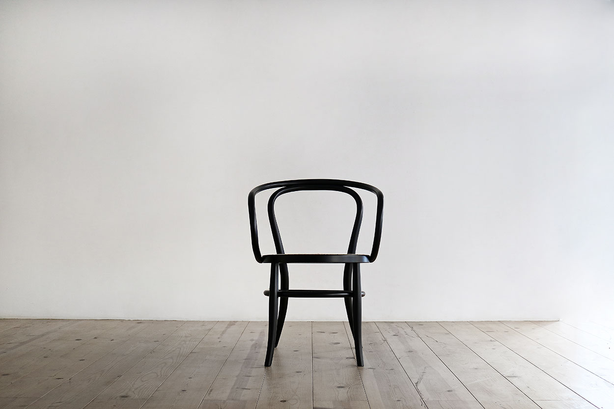 ブラックチェア