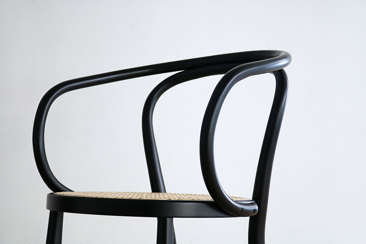 ブラックチェア