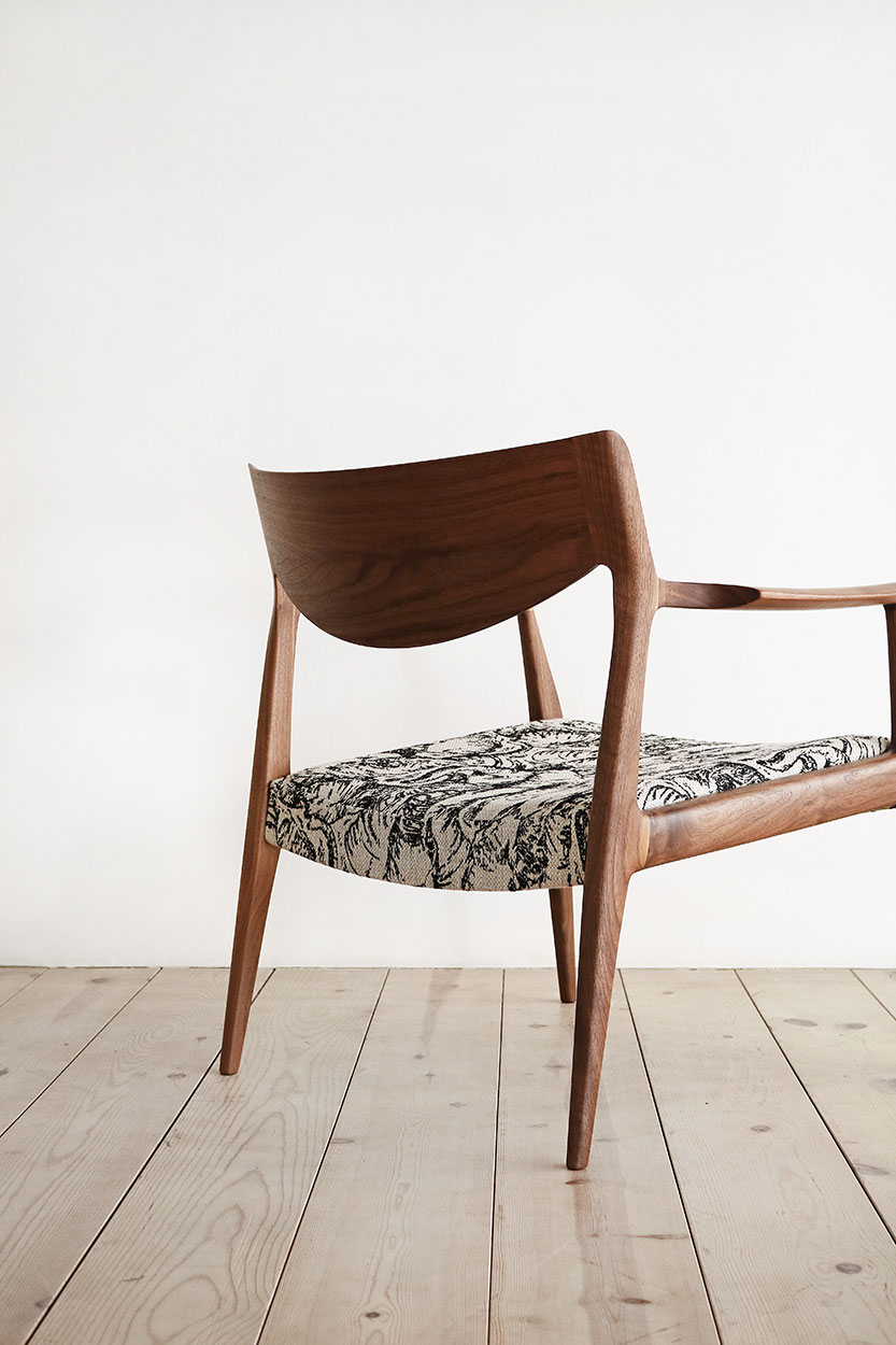 凛イージーチェア