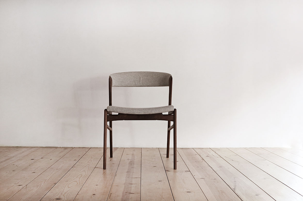 ハーフアームチェア