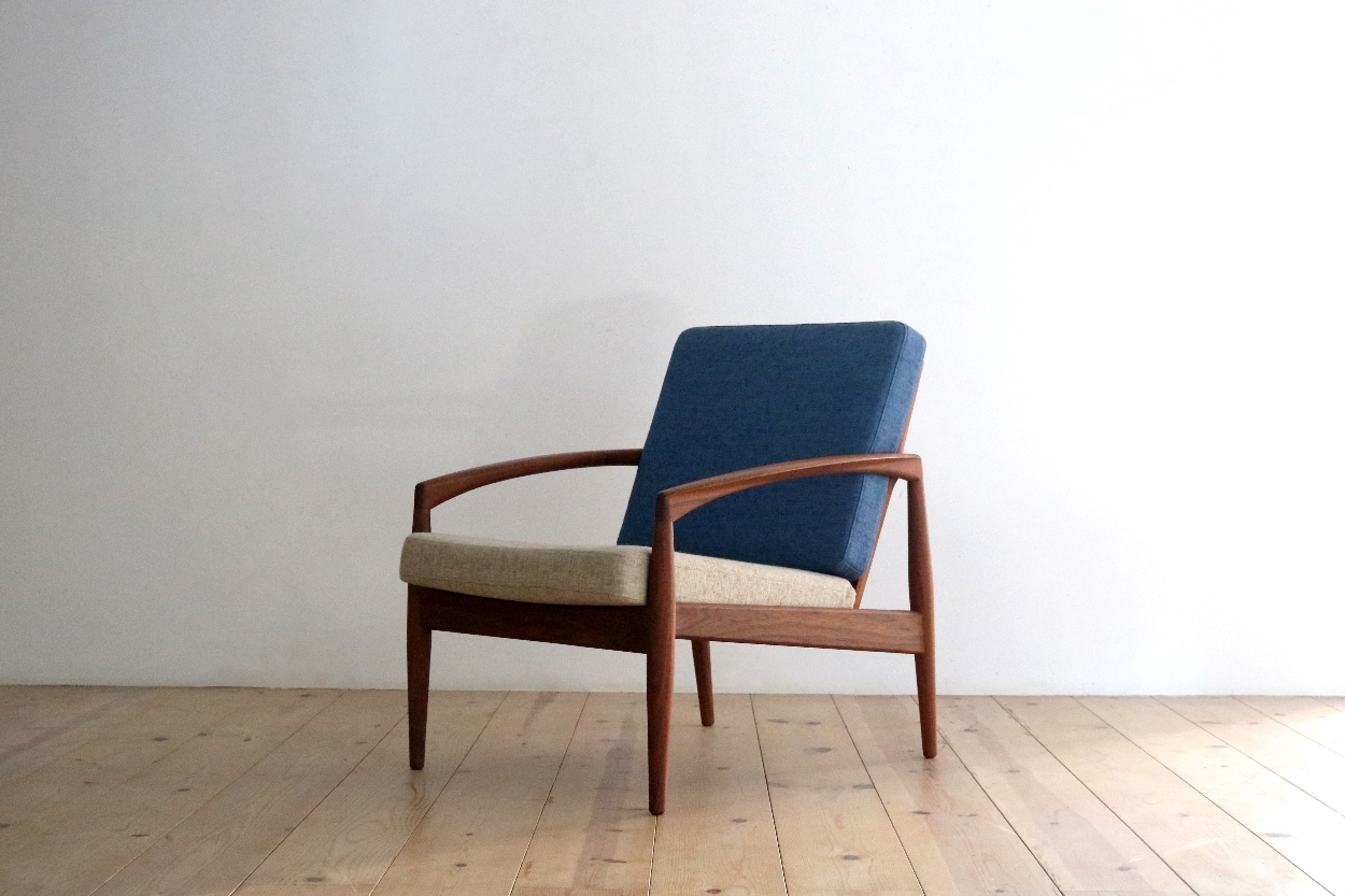 ペーパーナイフソファ