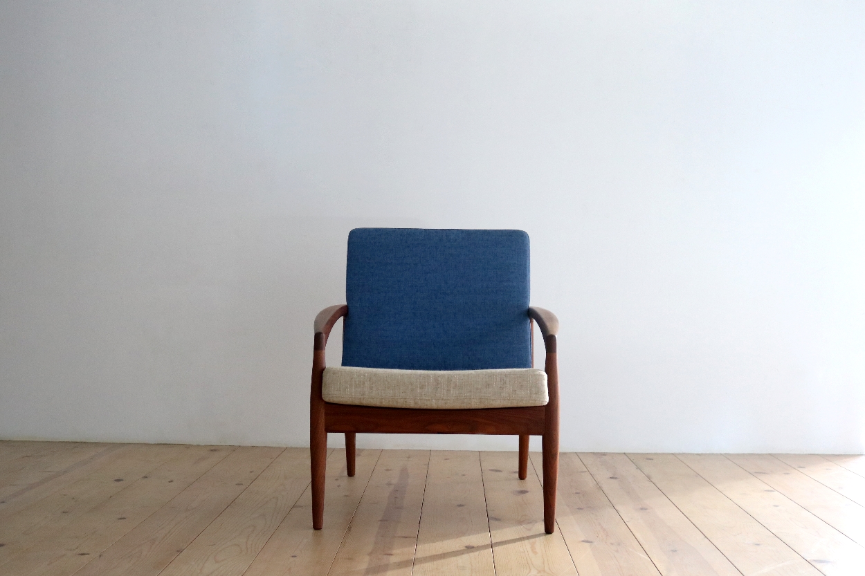 ペーパーナイフソファ