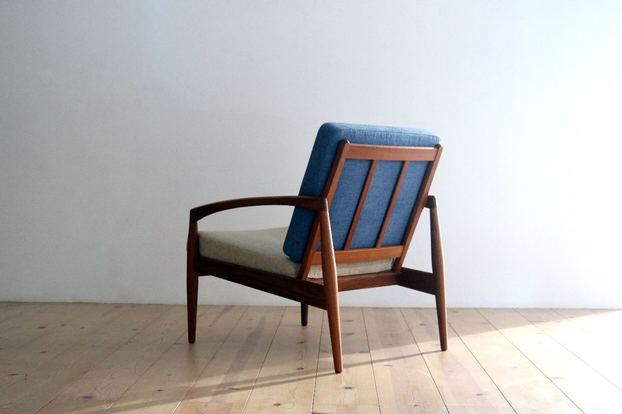 ペーパーナイフソファ