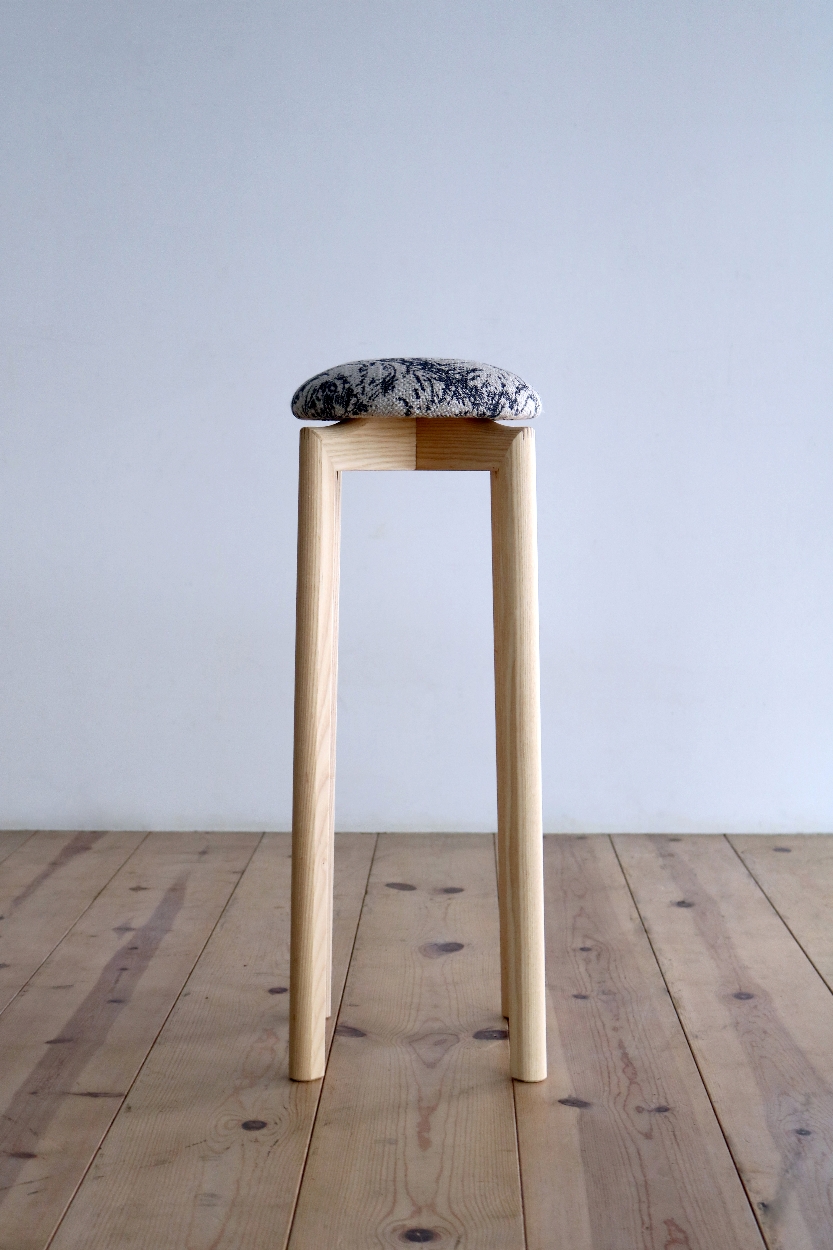 マッシュルームスツール