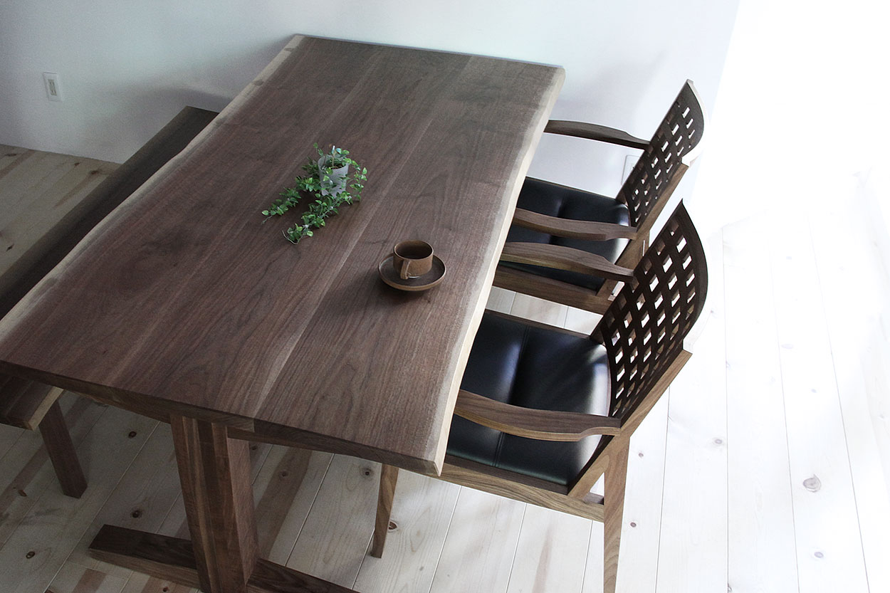 無垢材　カウンターチェア