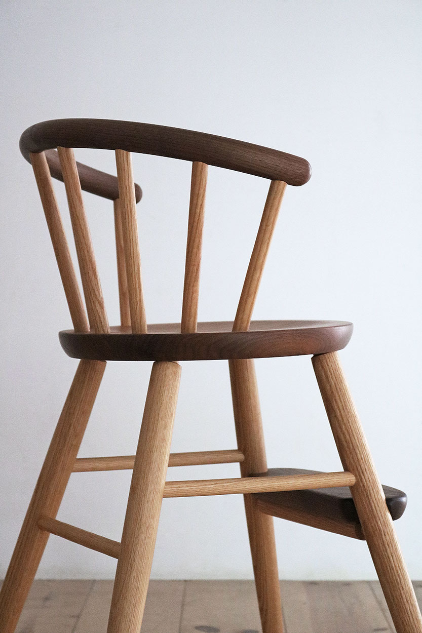 木の椅子