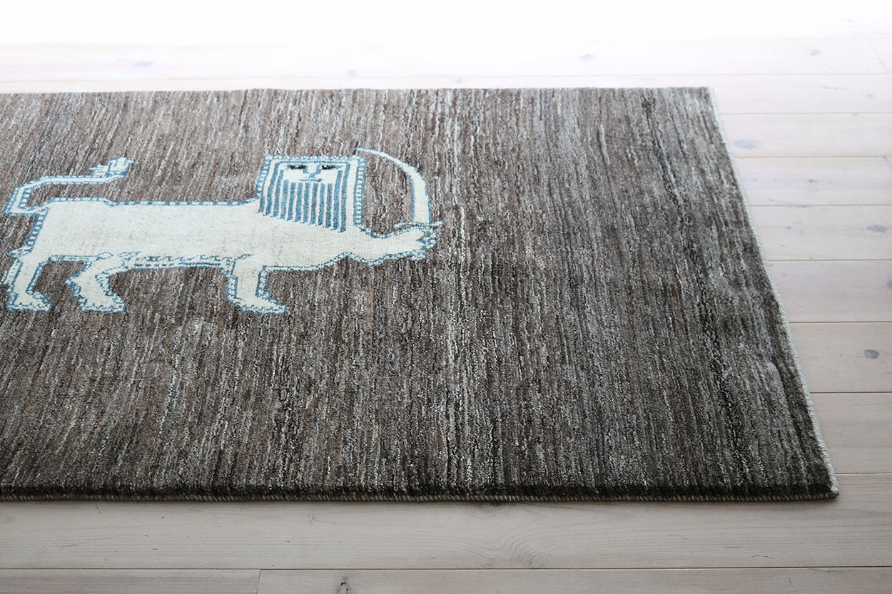 原毛ライオンギャッベ