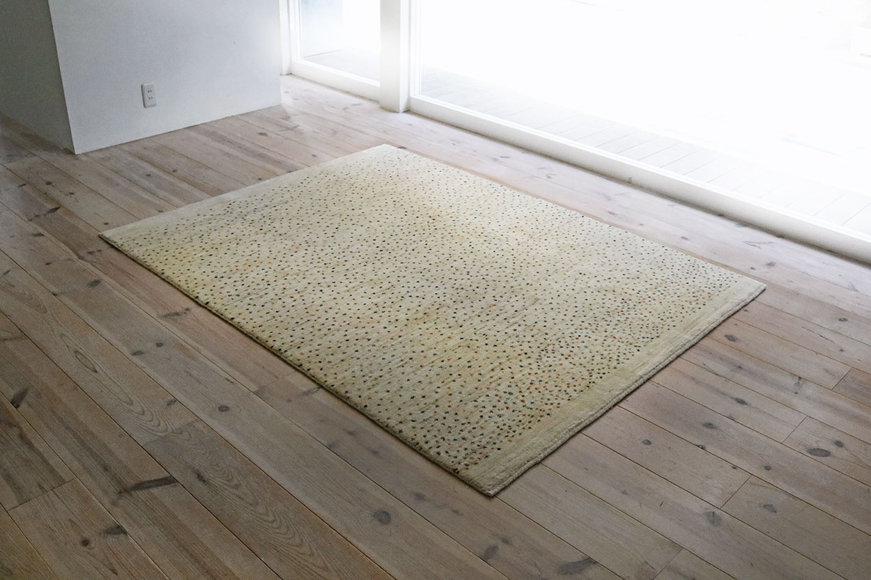 原毛カラフルギャッベ