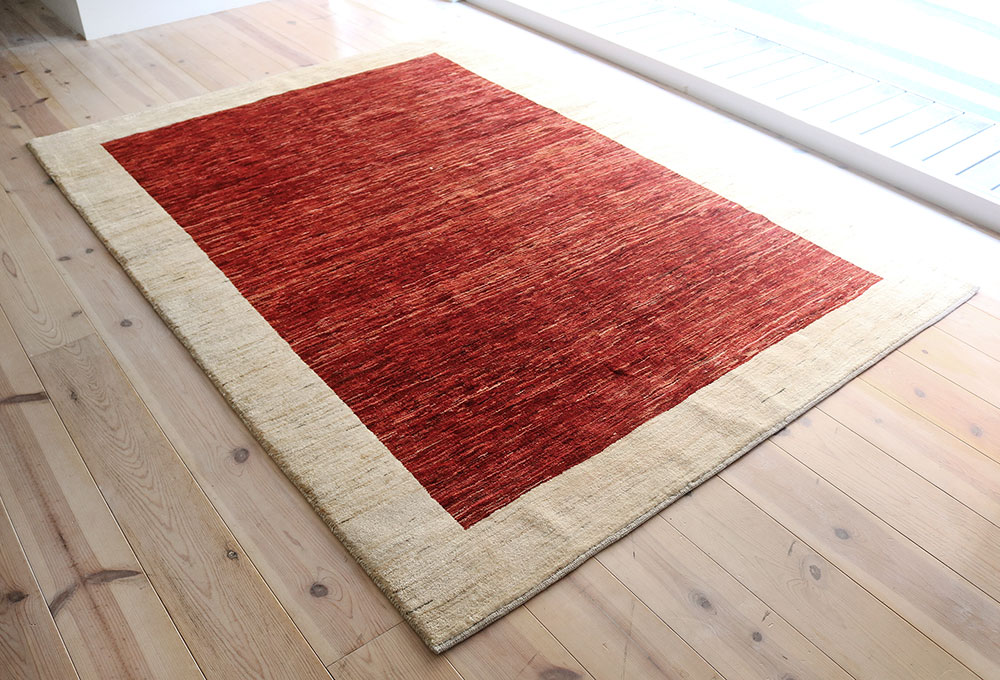 赤グラデショーンギャッベ