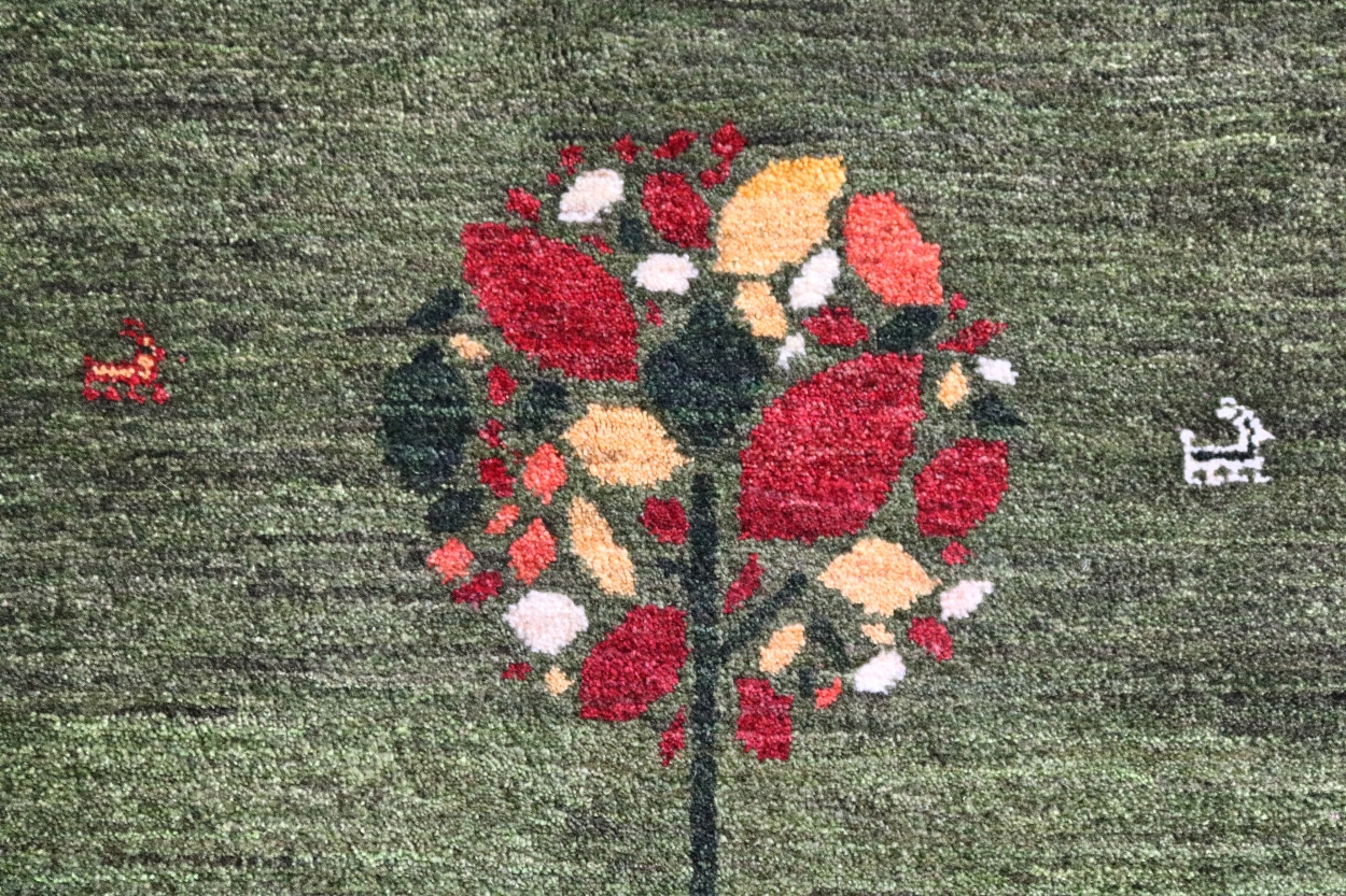 グリーン生命の樹ギャッベ"