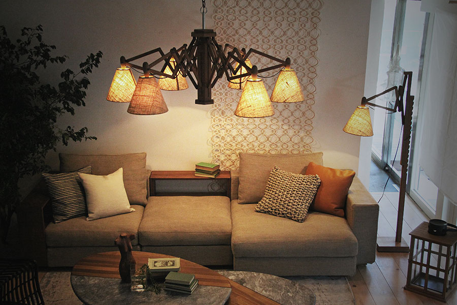 木製シャンデリア