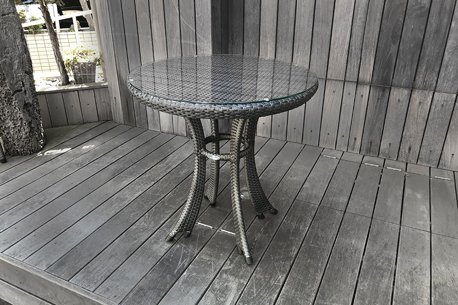 アウトドアテーブル