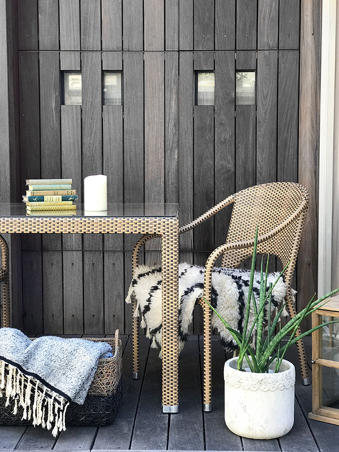 アウトドアテーブル