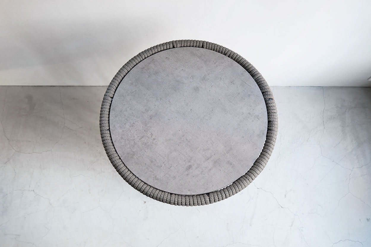 アウトドアテーブル