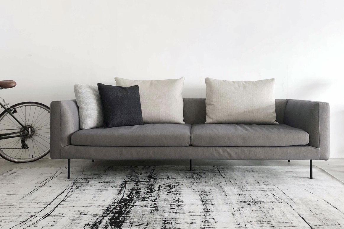 ティーチクラブソファ