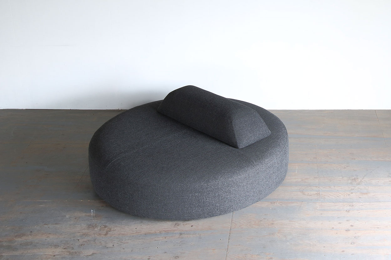 ラウンドソファ