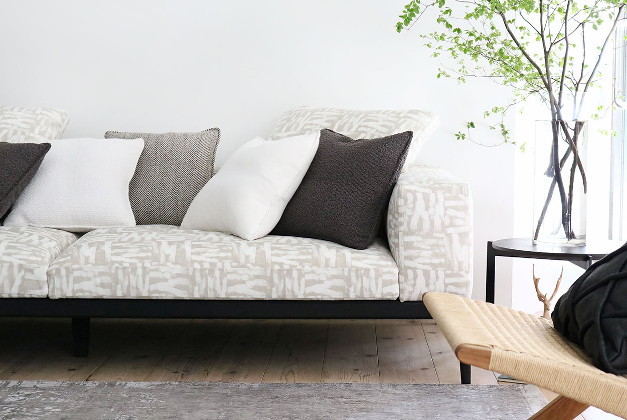 ウッドフレームソファ