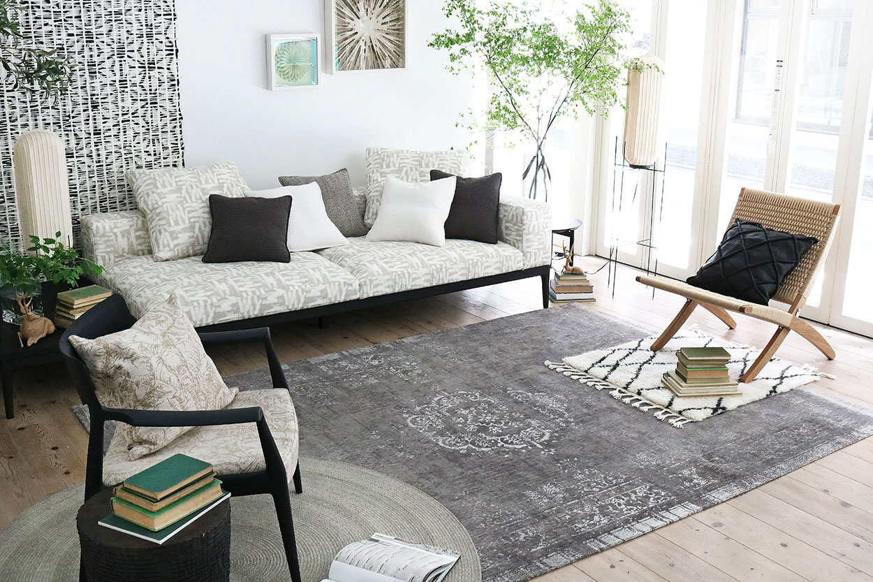 ウッドフレームソファソファ・コーディネート