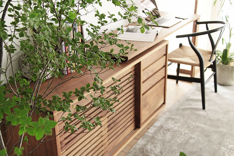 ウォールナットキャビネット