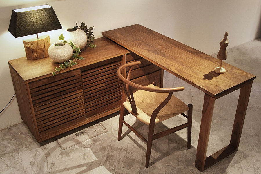 無垢材収納家具