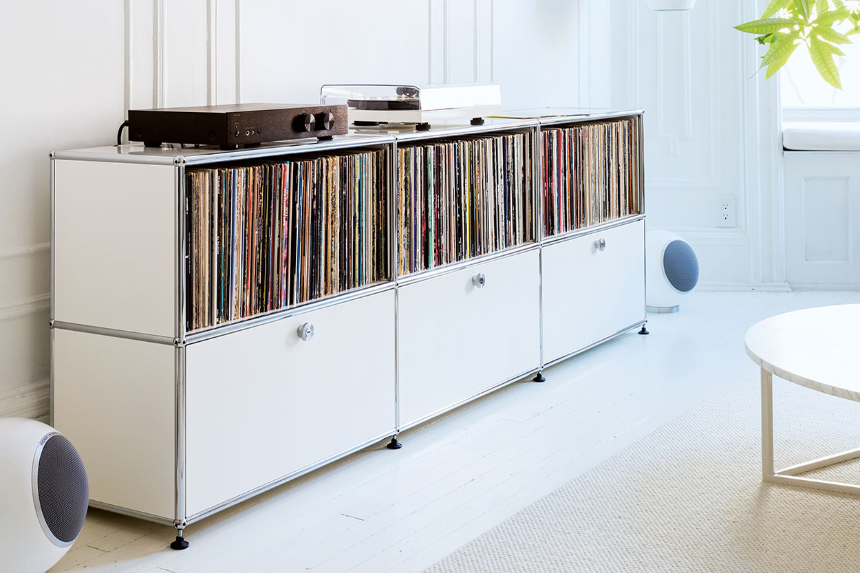 デザイン収納家具