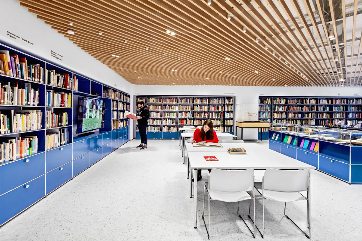 デザイン収納家具