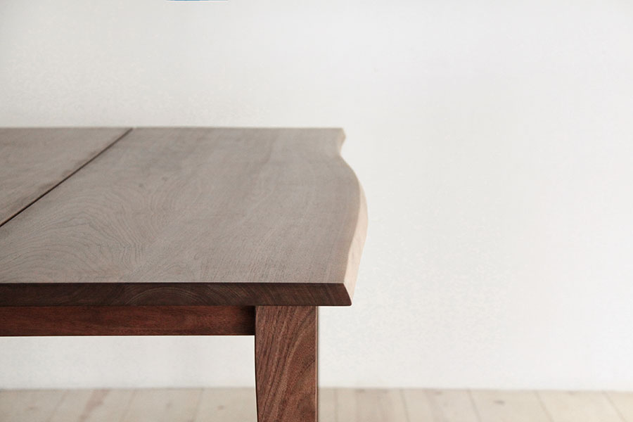 ウォールナット無垢材・テーブル