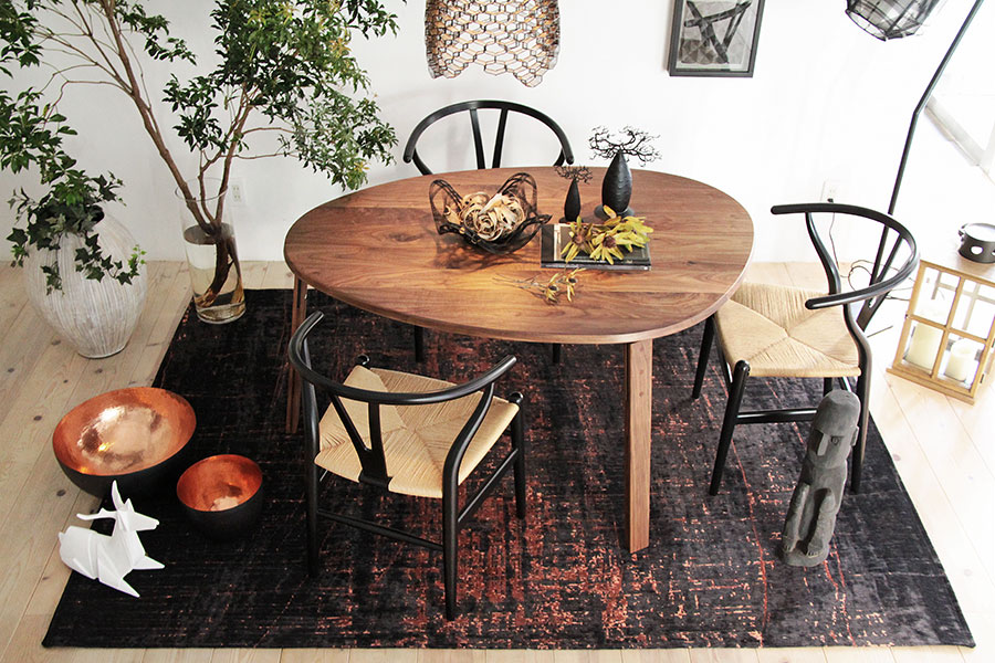 無垢テーブル・オニギリ