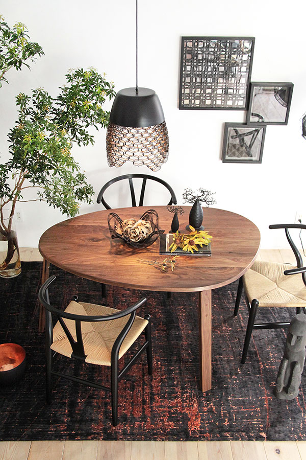 無垢テーブル・オニギリ