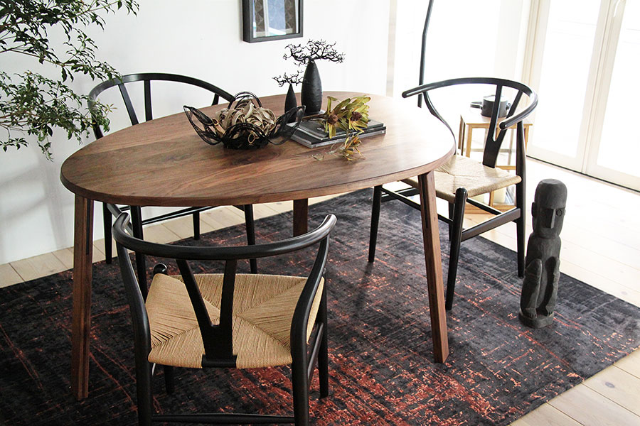 無垢テーブル・オニギリ