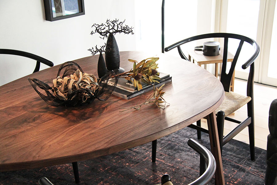 無垢テーブル・オニギリ