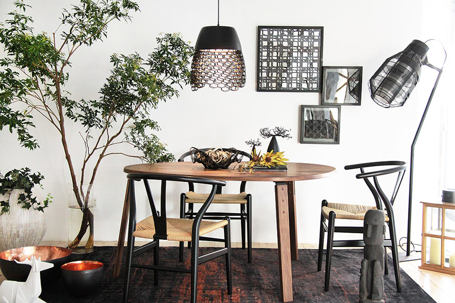 無垢テーブル・オニギリ