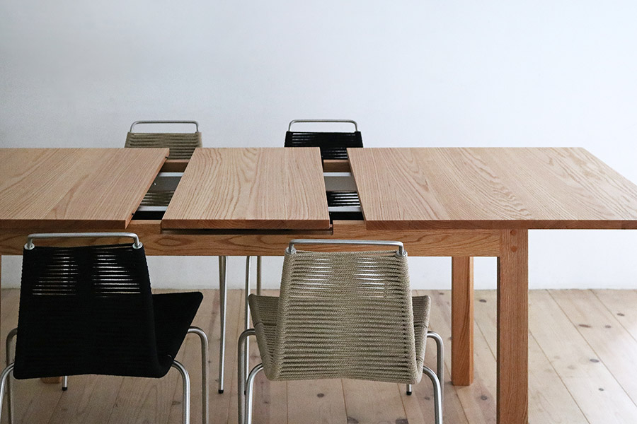 無垢材伸長式テーブル